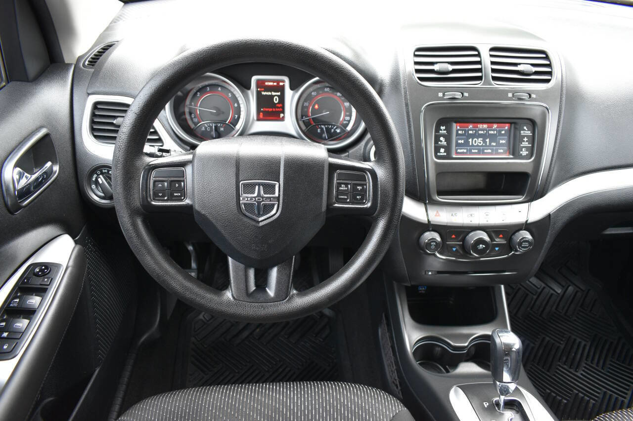 Used 2020 Dodge Journey SE FWD image 16