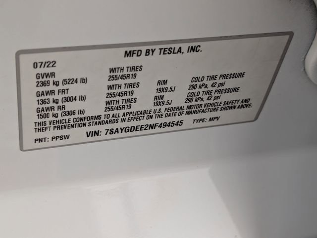 Used 2022 Tesla Model Y Long Range image 33