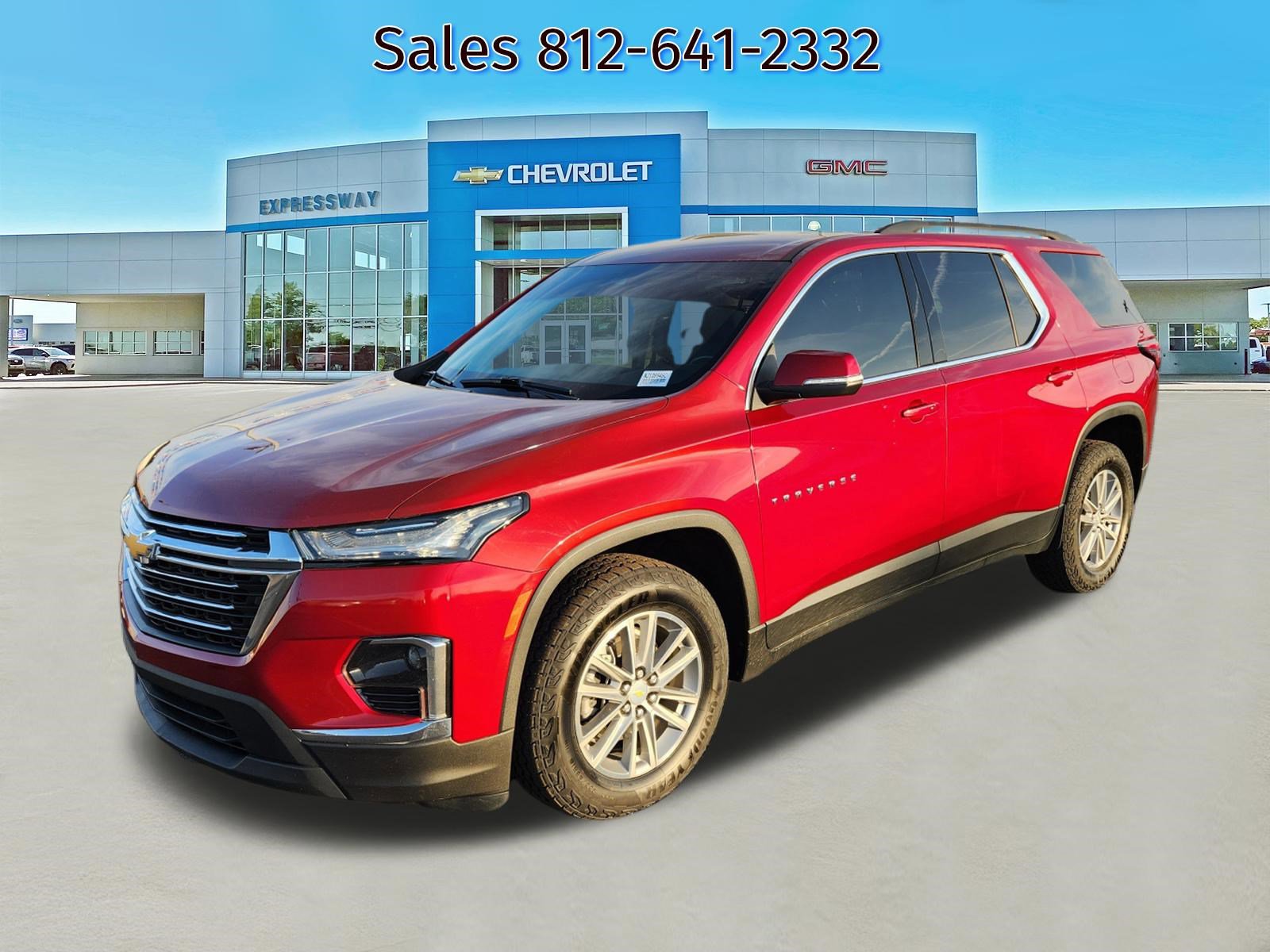 Used 2022 Chevrolet Traverse LT FWD image 3