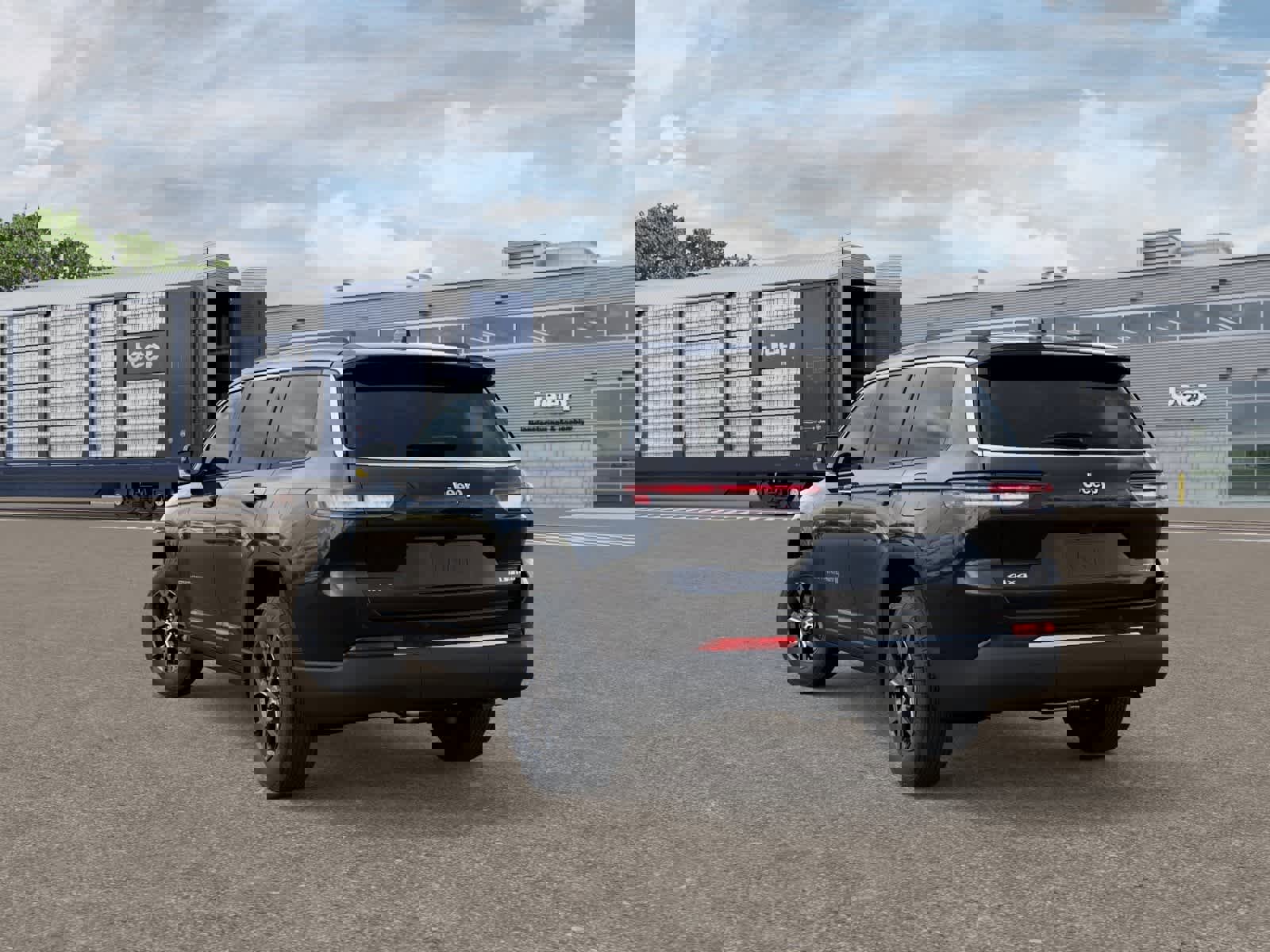 New 2025 Jeep Grand Cherokee L Limited image 3