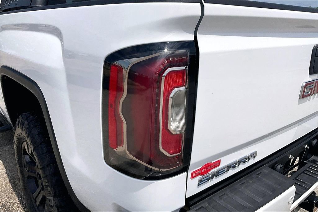 Used 2017 GMC Sierra 1500 SLT w/ All Terrain X Package AWD/4WD image 20