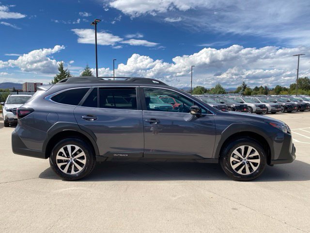 Certified 2025 Subaru Outback Premium w/ Popular Package #1A AWD/4WD image 6