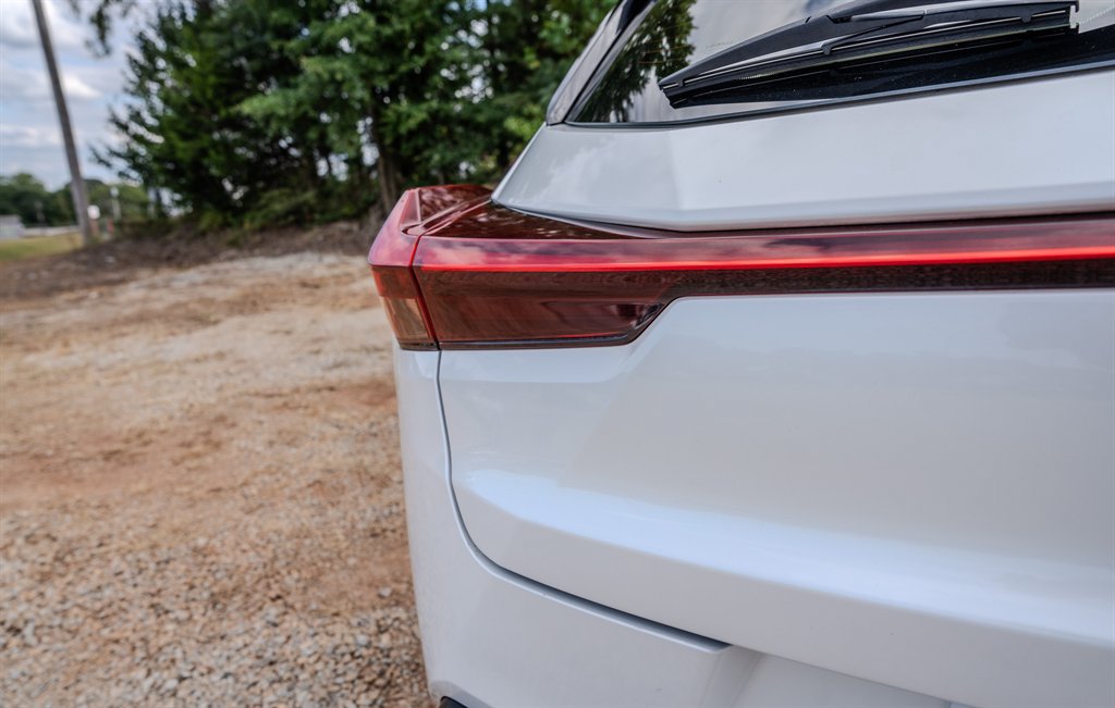 Used 2019 Lexus UX 200 FWD image 10
