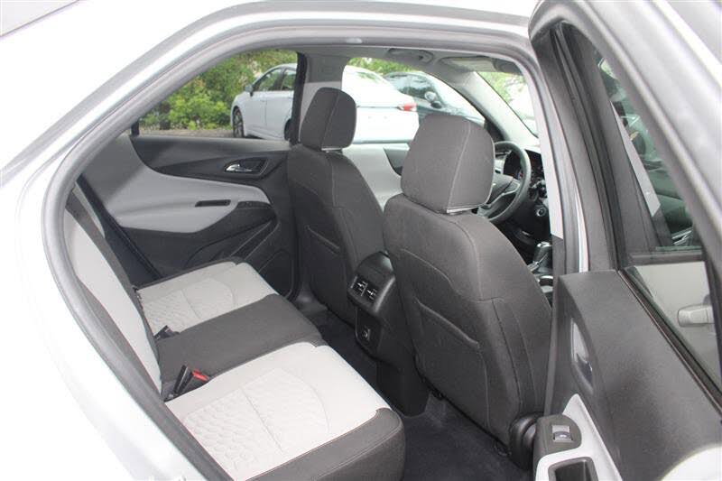 Used 2021 Chevrolet Equinox LS w/ LPO, Blackout Package FWD image 12