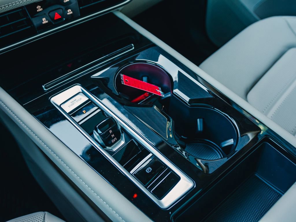 New 2025 Volkswagen Atlas SEL image 30