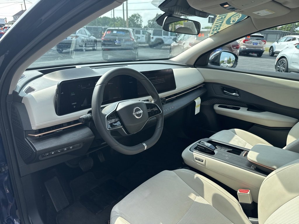 Used 2023 Nissan Ariya FWD image 9