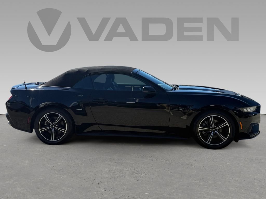Used 2024 Ford Mustang Premium image 6