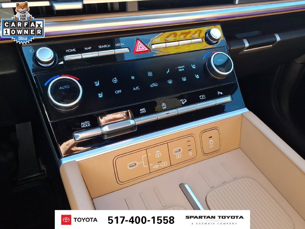 Used 2025 Hyundai Santa Fe Limited AWD/4WD image 24
