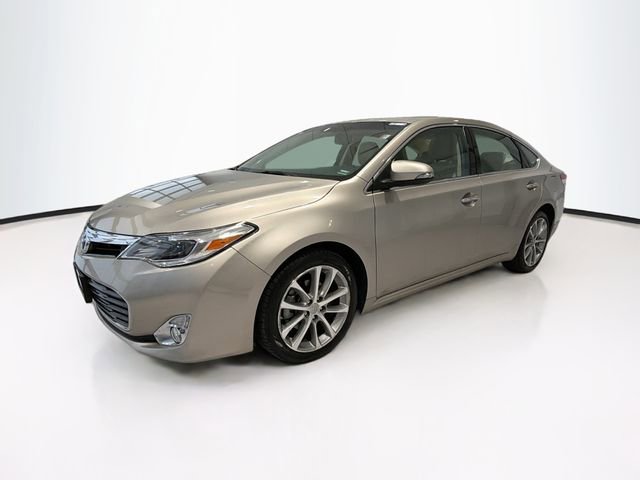 Used 2015 Toyota Avalon XLE Touring FWD image 3