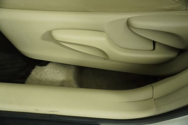 Used 2011 Toyota Prius Three w/ Navigation Pkg image 21