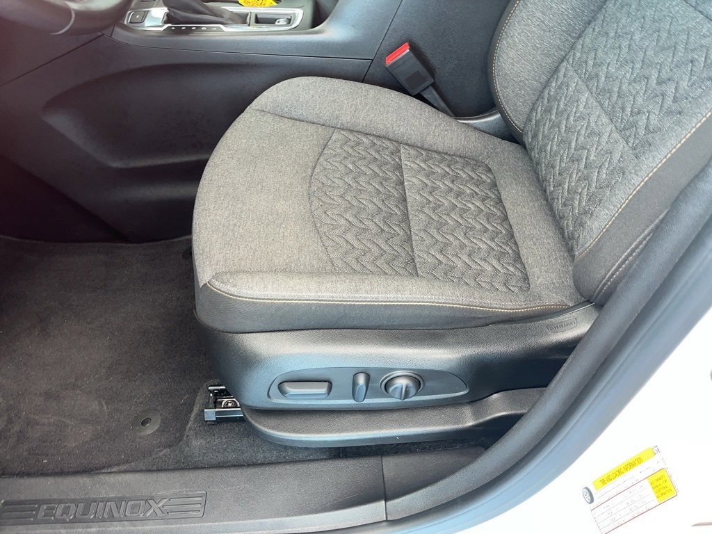 Used 2022 Chevrolet Equinox LT image 8