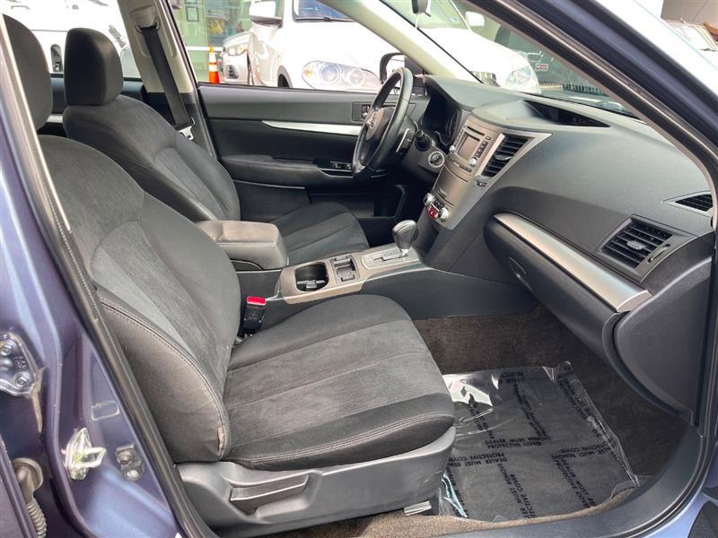 Used 2014 Subaru Legacy 2.5i Premium AWD/4WD image 15
