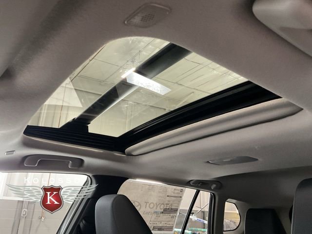 New 2026 Toyota Corolla Cross LE image 18