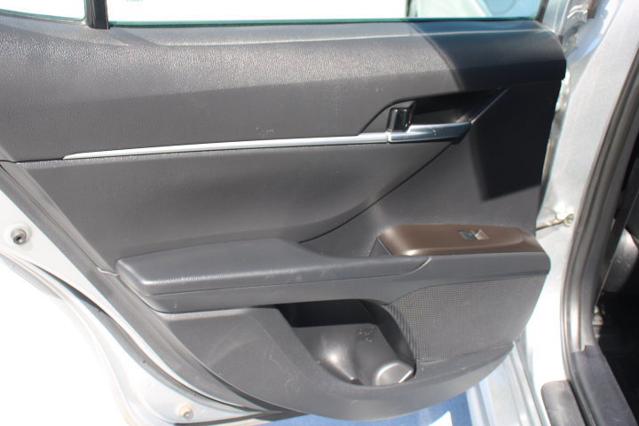 Used 2023 Toyota Camry SE FWD image 13