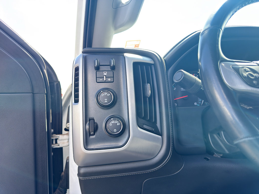 Used 2017 GMC Sierra 3500 SLE image 10