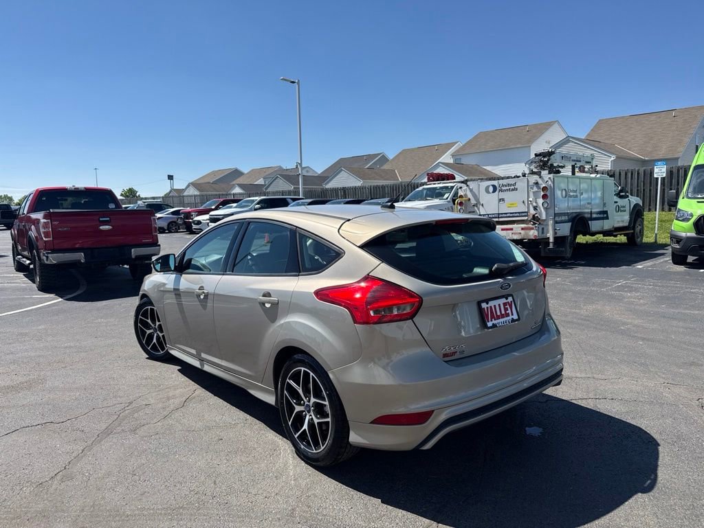 Used 2015 Ford Focus SE w/ SE Sport Package FWD image 48