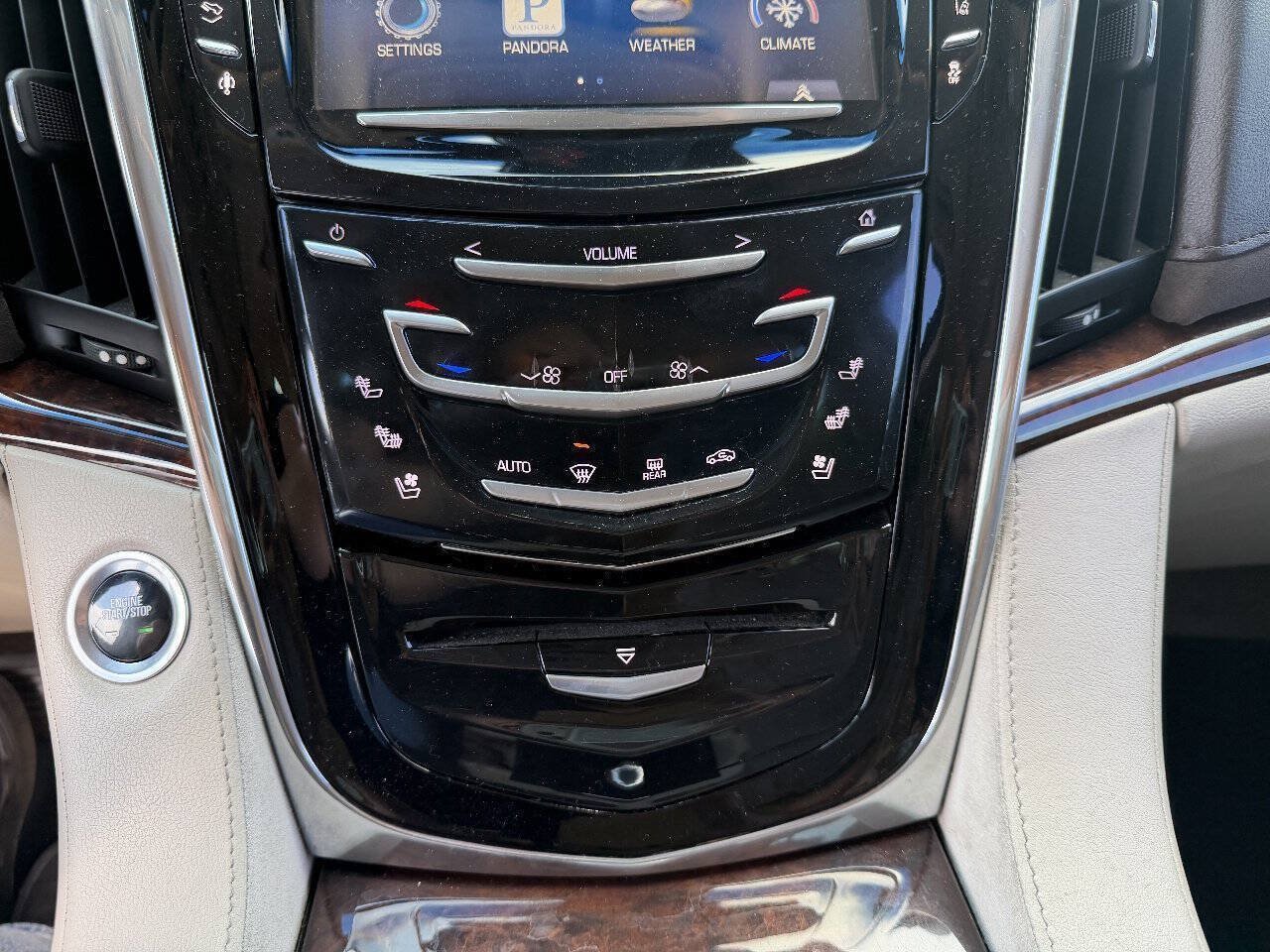 Used 2015 Cadillac Escalade Premium AWD/4WD image 15
