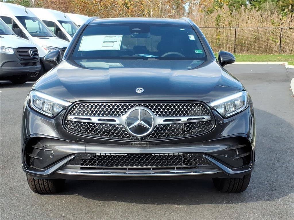 New 2025 Mercedes-Benz GLC 350e 4MATIC image 2