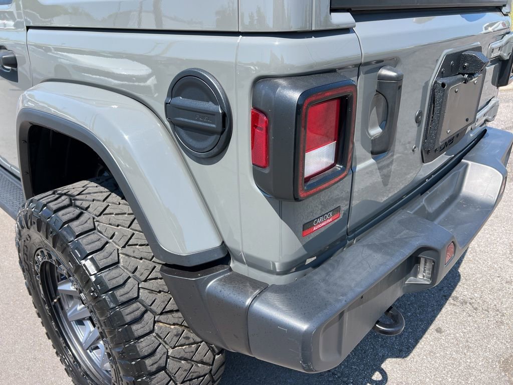 Used 2021 Jeep Wrangler Unlimited Sahara w/ Uconnect 4C Nav & Sound Group AWD/4WD image 13