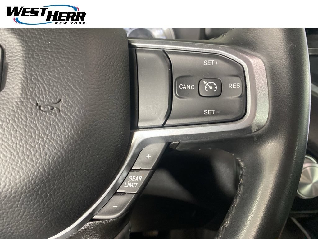 Used 2023 RAM 1500 Laramie AWD/4WD image 7