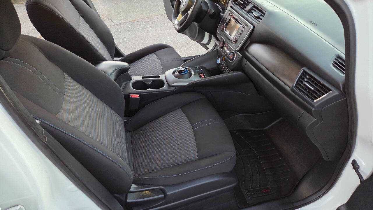 Used 2019 Nissan Leaf S w/ S Charge Package image 38