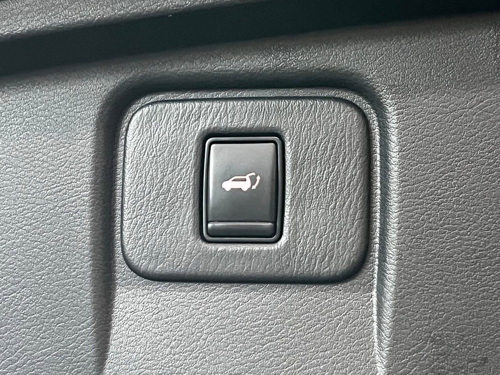 Used 2022 Nissan Murano Platinum w/ Cargo Package AWD/4WD image 11