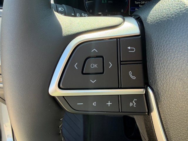 New 2026 Toyota Highlander Limited AWD/4WD image 14