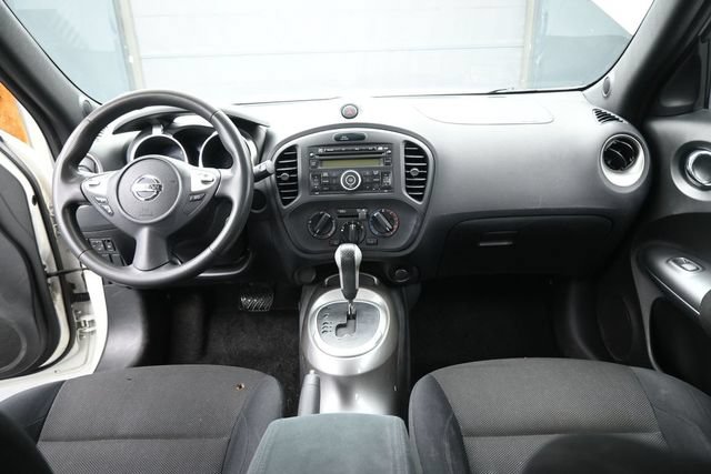 Used 2014 Nissan Juke S FWD image 14