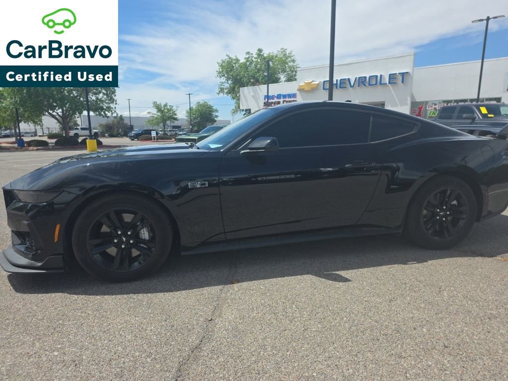 Used 2026 Ford Mustang GT RWD image 2