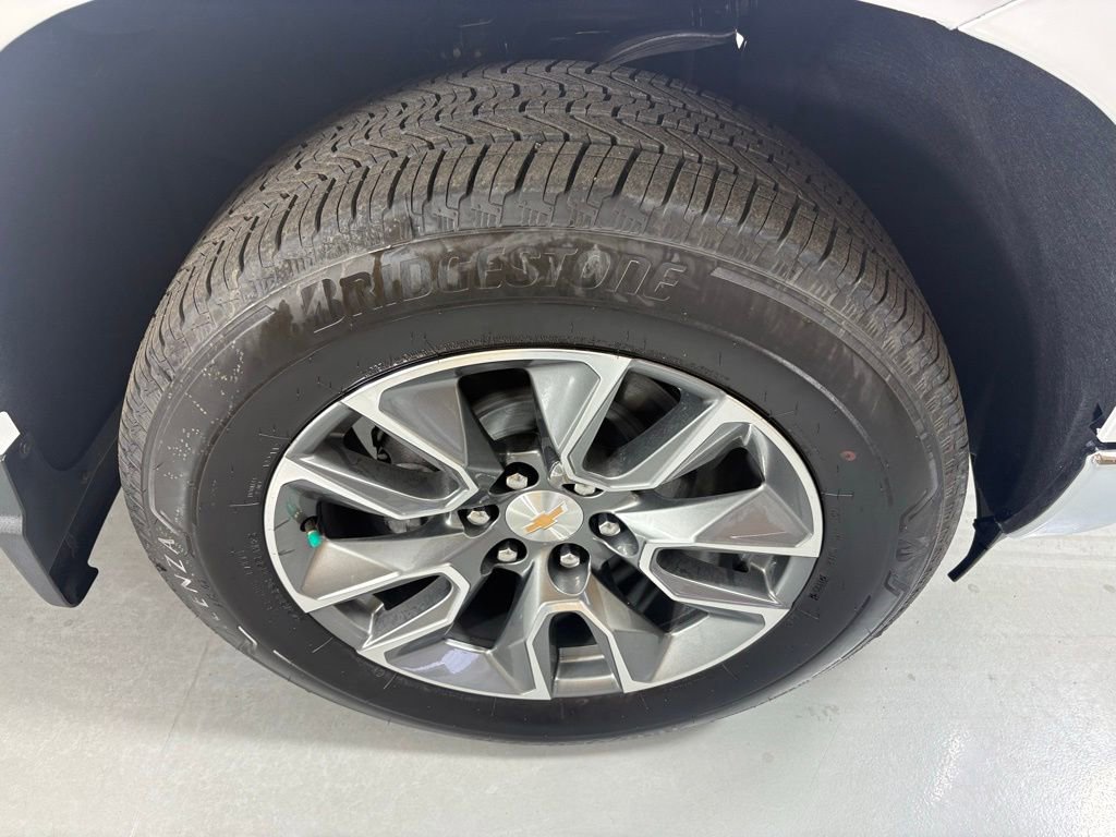 Used 2025 Chevrolet Silverado 1500 LT w/ Safety Package image 12