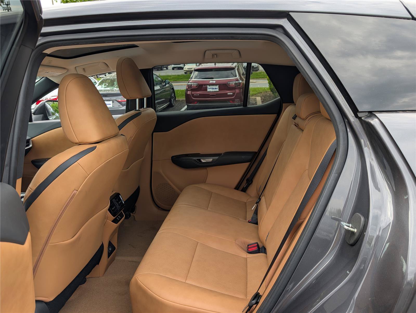 Certified 2023 Lexus RZ 450e Premium w/ Technology Package AWD/4WD image 15