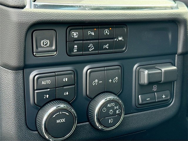 New 2025 Chevrolet Tahoe Premier image 13