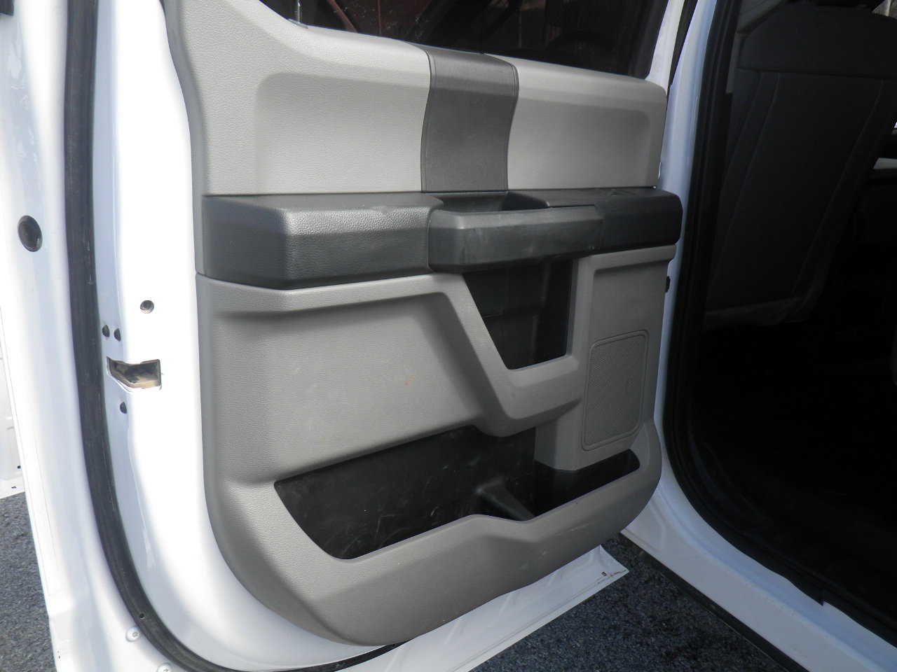 Used 2022 Ford F350 XL w/ Power Equipment Group image 17