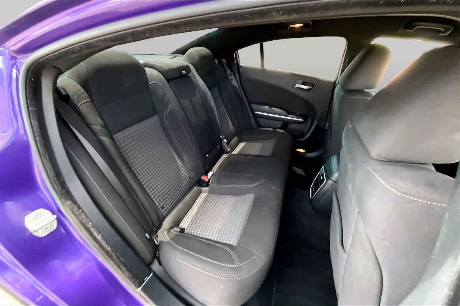 Used 2023 Dodge Charger SXT RWD image 19