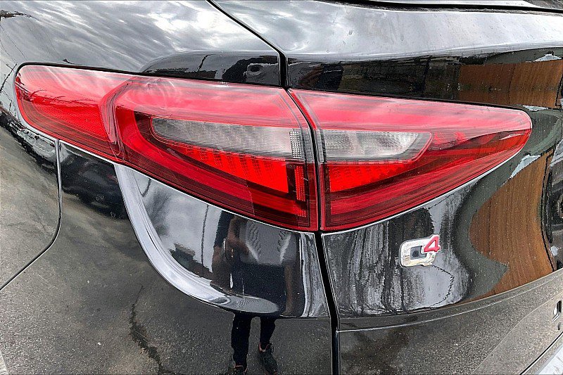 Used 2019 Alfa Romeo Stelvio Ti Lusso w/ Quick Order Package 22X Lusso image 29