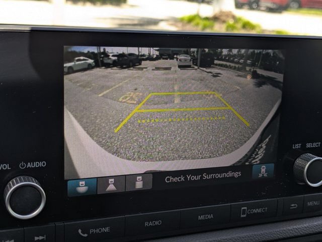 Used 2024 Honda CR-V EX image 28
