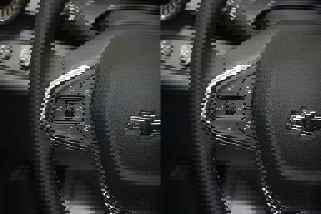 New 2026 Chevrolet Trax ACTIV w/ Sunroof Package FWD image 35