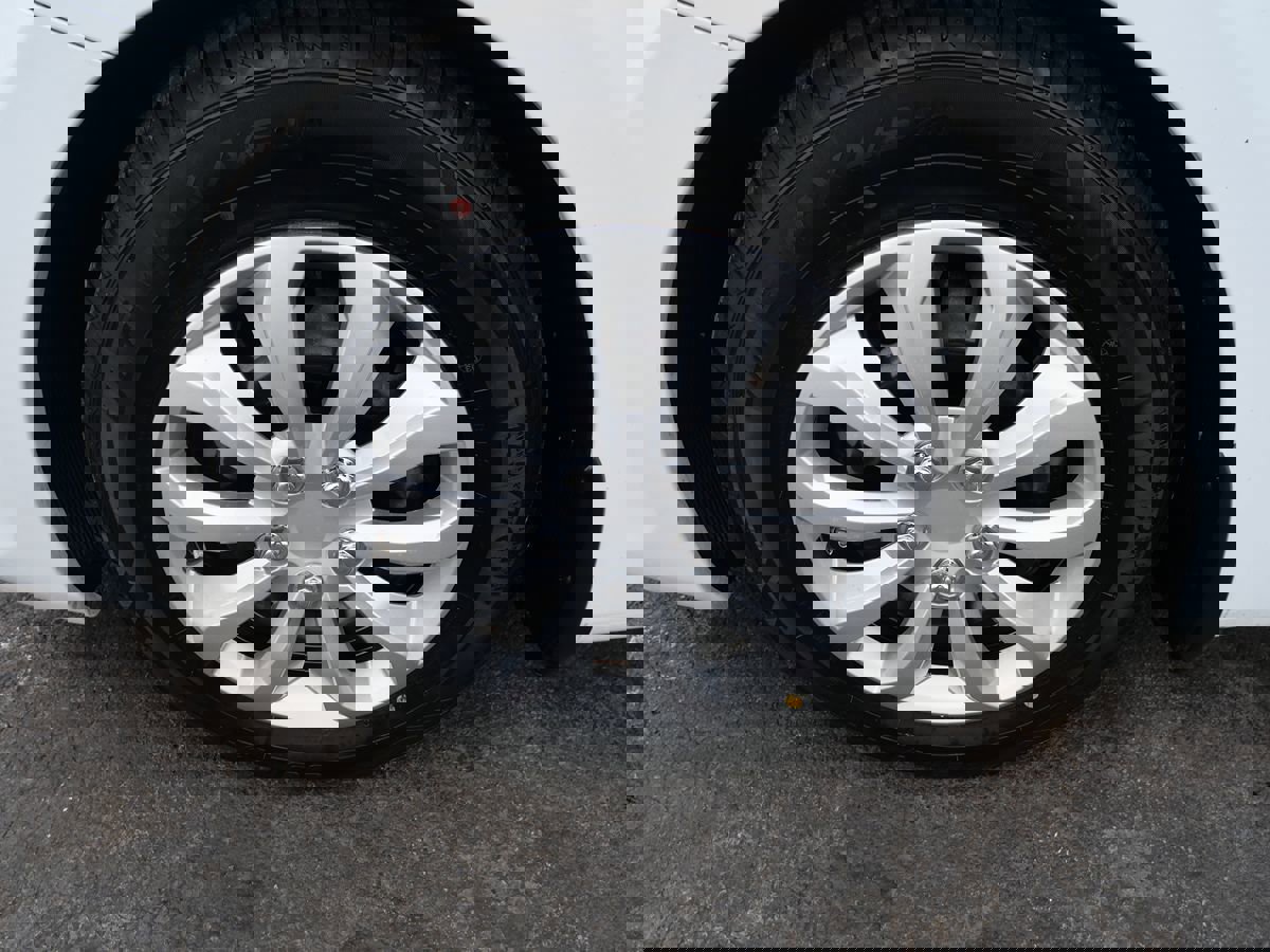 Used 2016 Hyundai Accent SE w/ Option Group 02 image 31