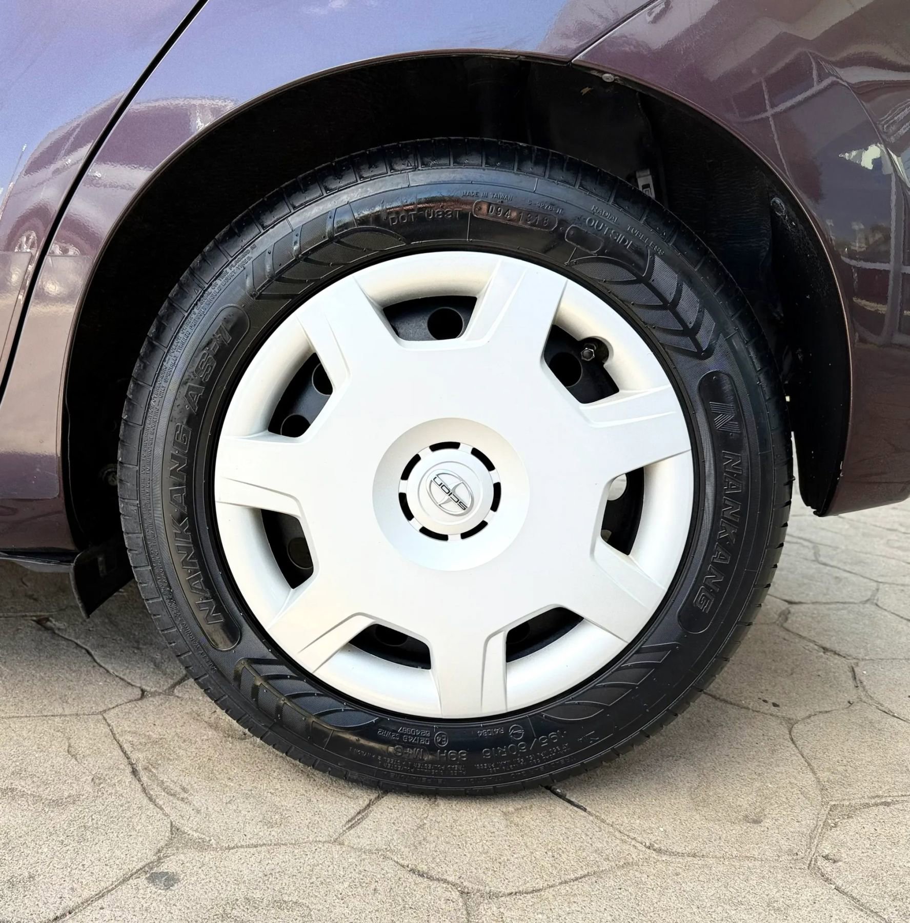 Used 2011 Scion xD FWD image 41
