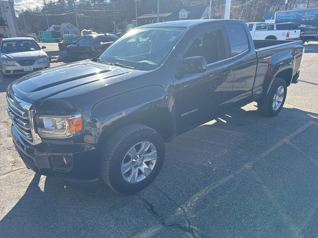 Used 2017 GMC Canyon SLE w/ SLE Convenience Package image 7