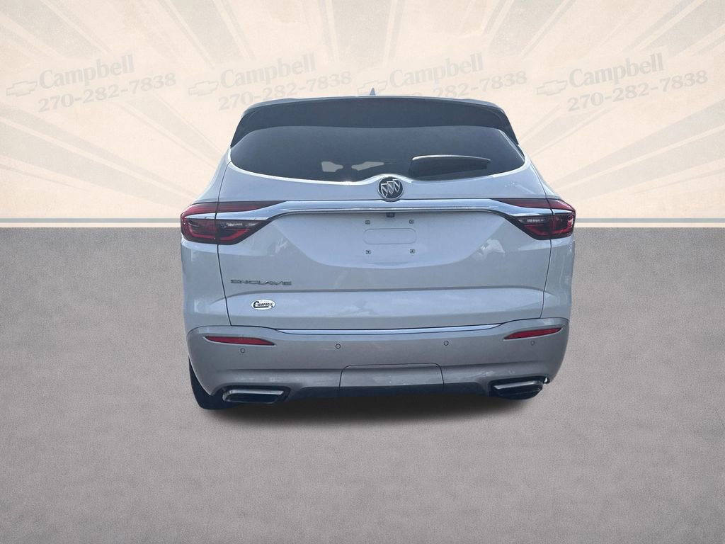 Used 2021 Buick Enclave Essence image 4
