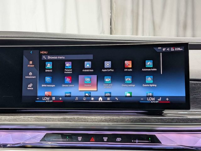 Used 2023 BMW 760i xDrive w/ Luxury Rear Seating Package AWD/4WD image 11