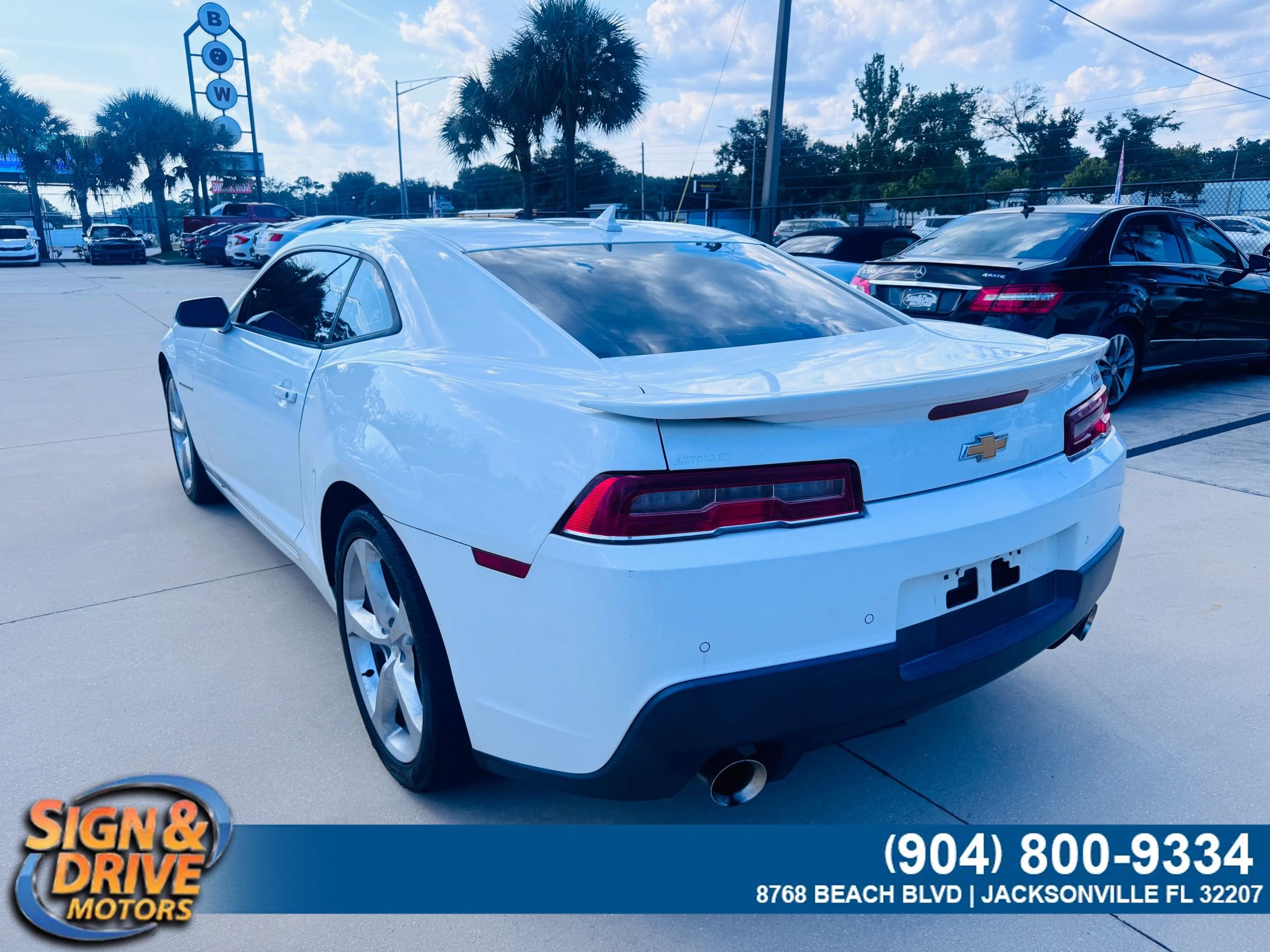 Used 2015 Chevrolet Camaro LT w/ RS Package RWD image 4