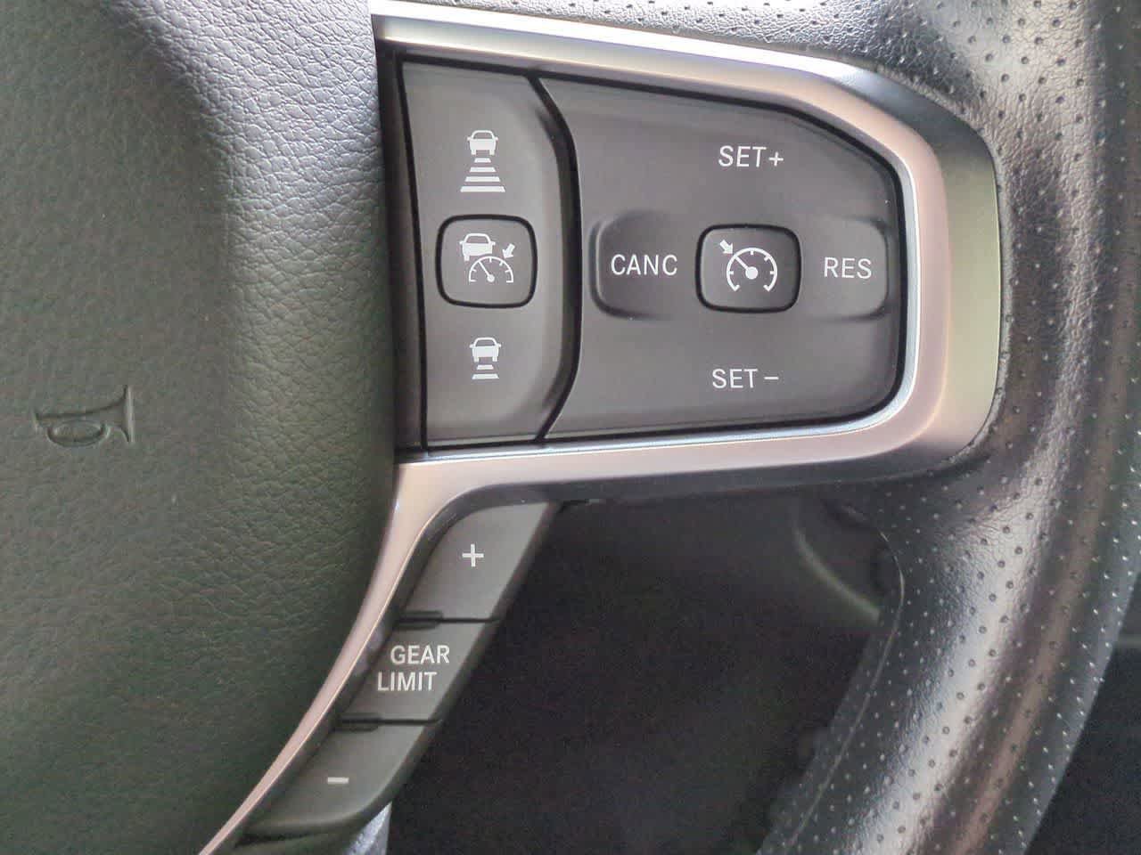 Certified 2025 RAM 1500 Big Horn AWD/4WD image 24