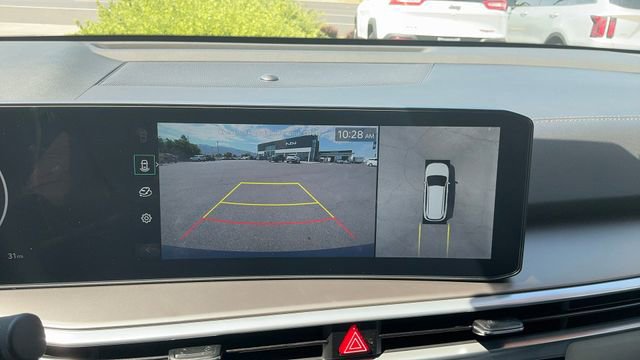 Certified 2025 Kia Sorento SX image 33