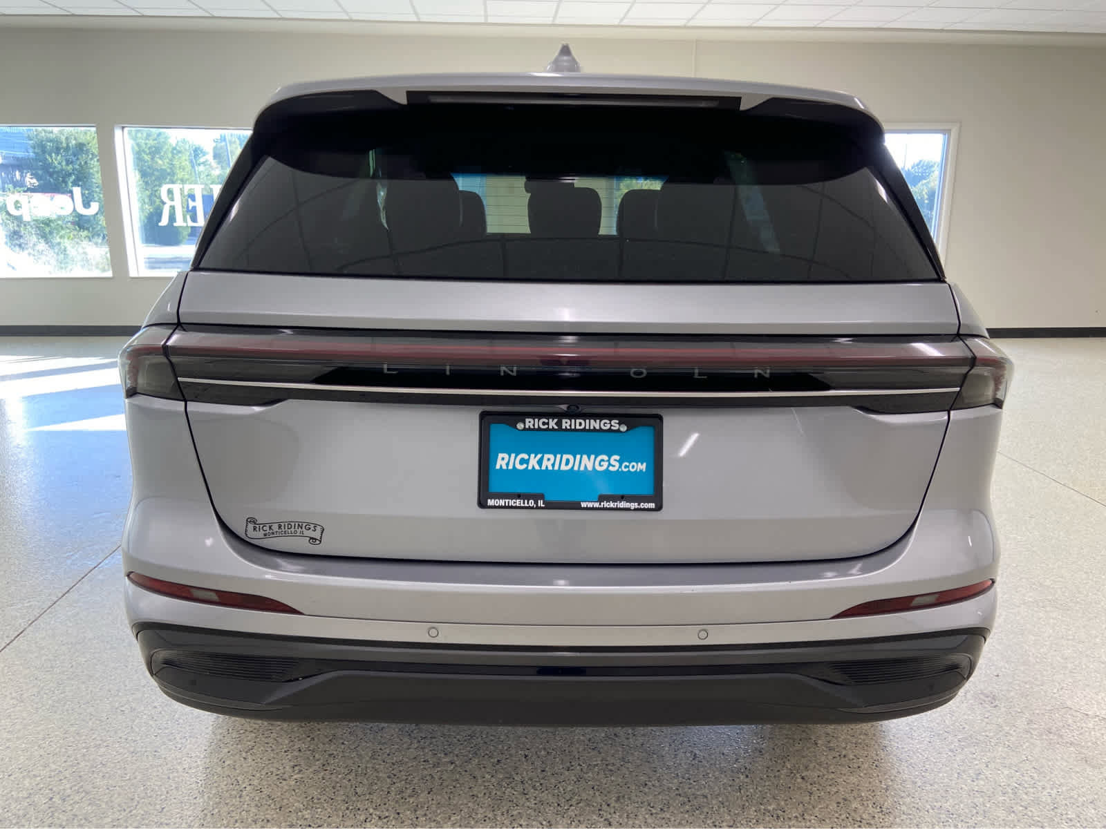 Used 2024 Lincoln Nautilus Premier w/ Equipment Group 102A image 7