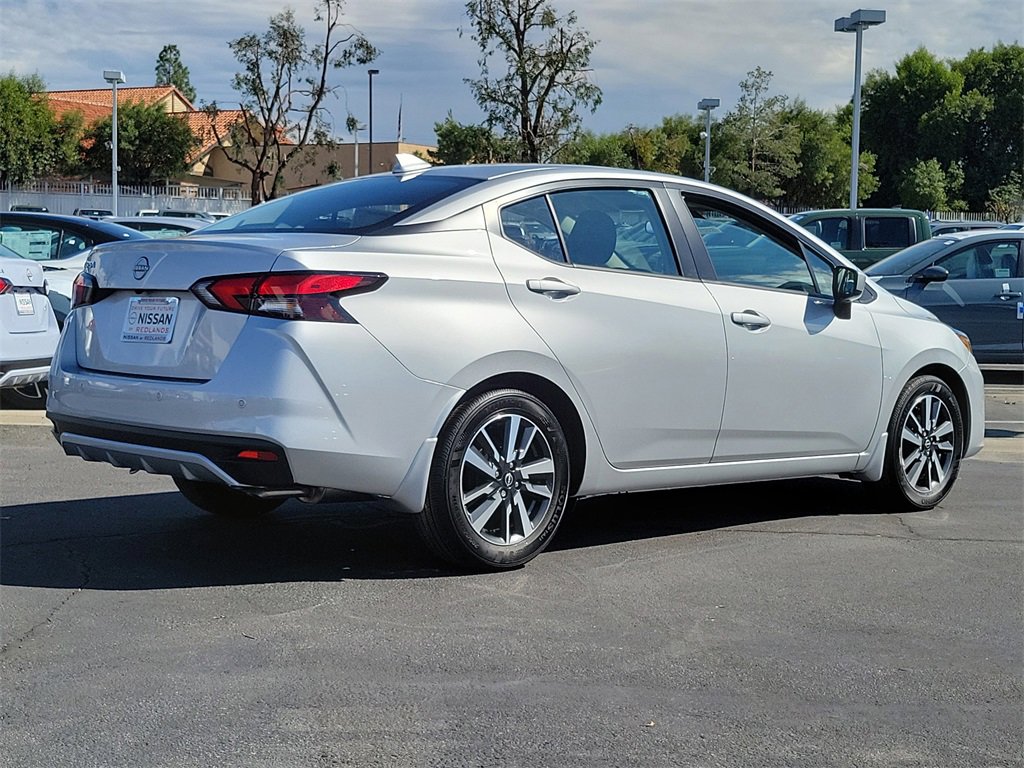 New 2025 Nissan Versa SV w/ Trunk Package image 2