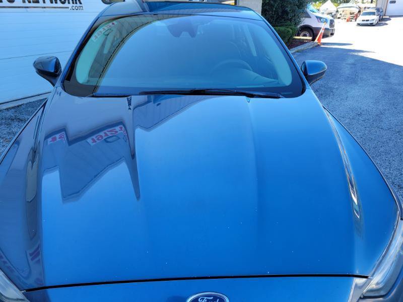 Used 2019 Ford Fusion SE FWD image 11