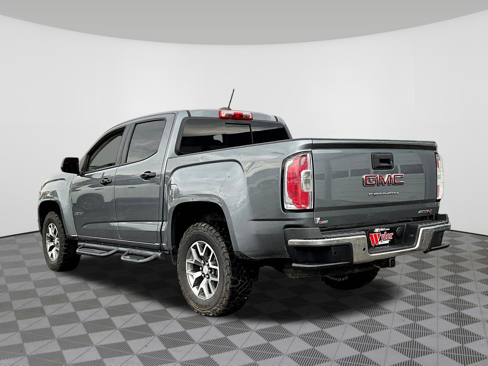 Used 2022 GMC Canyon AT4 w/ Trailering Package AWD/4WD image 4