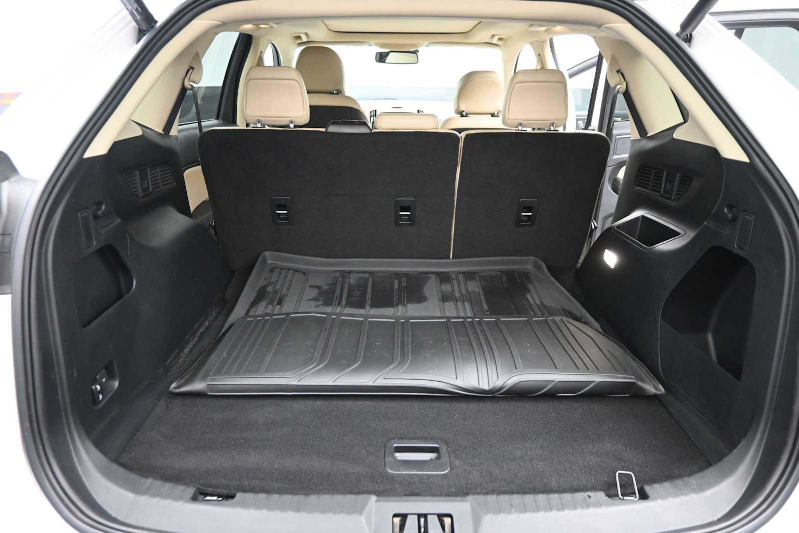 Used 2018 Ford Edge SEL w/ Equipment Group 201A image 14